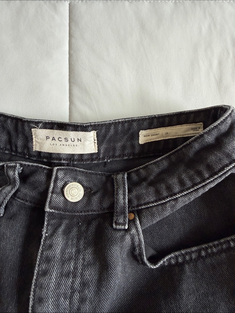 PacSun Black Denim High-Rise Shorts - Picture 2 of 4